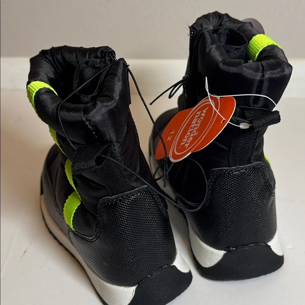 NEW winter snow boots shoes girls boys size 12 black neon sledding NWT warm